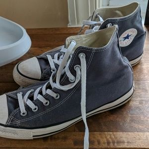 Grey converse